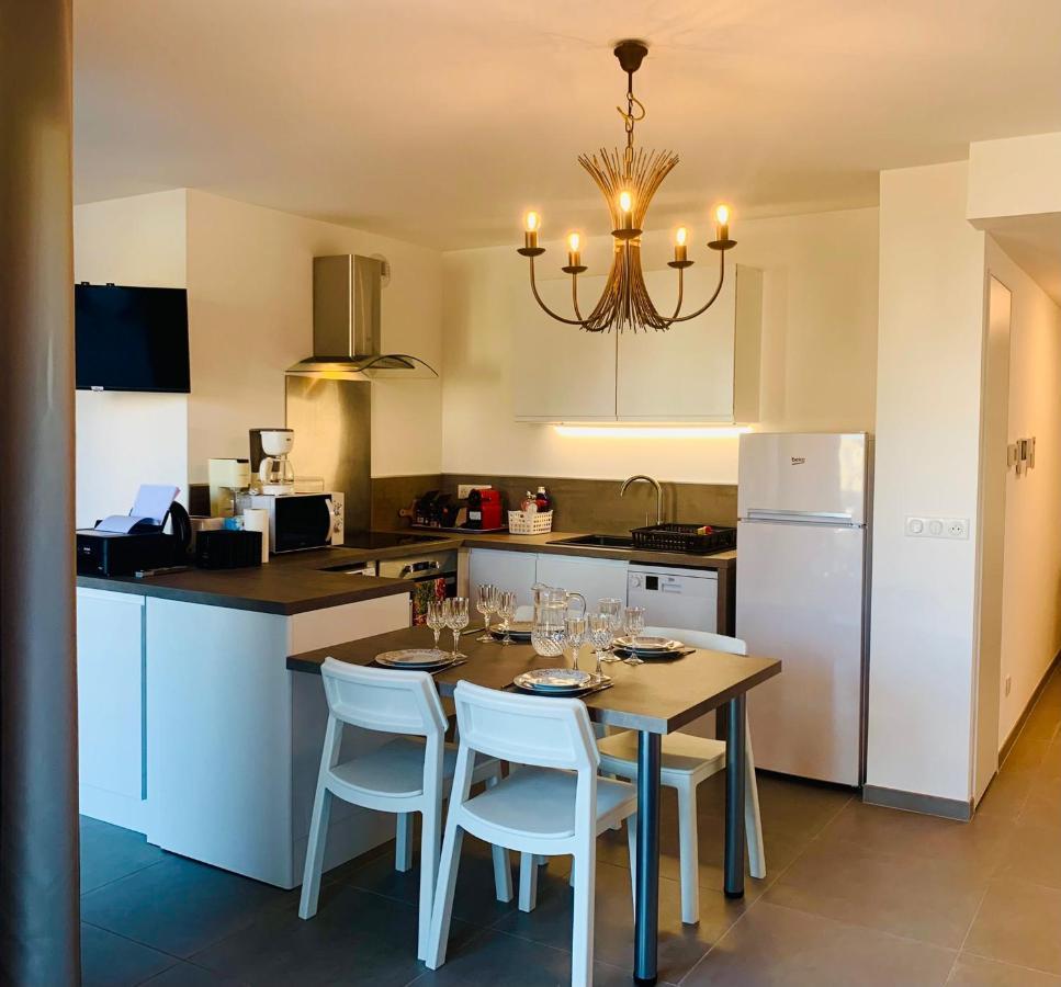 A La Belle Quatrieme Etoile Apartment Анси Екстериор снимка